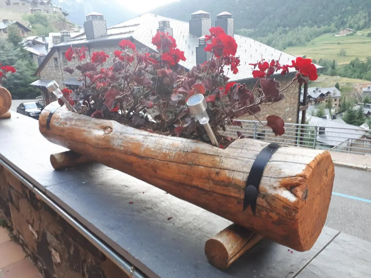 Apartamento Una Terraza Con Encanto El Tarter